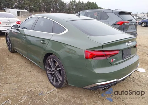 2022 Audi S5 Sportback Premium Plus Tfsi Quattro Tiptronic z USA, uszkodzony, nr VIN WAUC4CF55NA011807